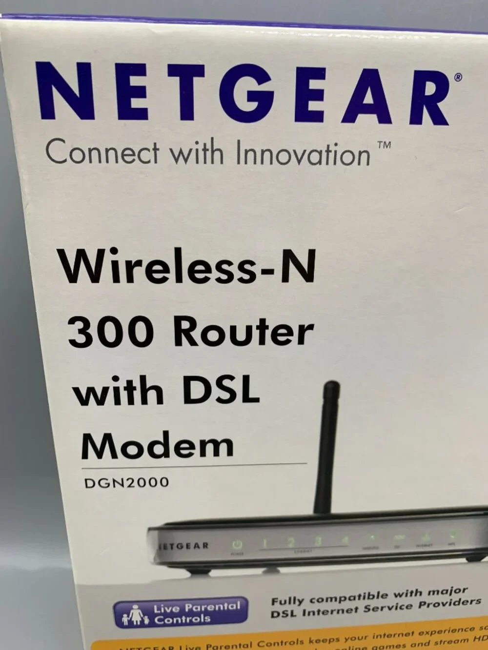 NEW in BOX Neatgear Wireless N300 Router with DSL Modem